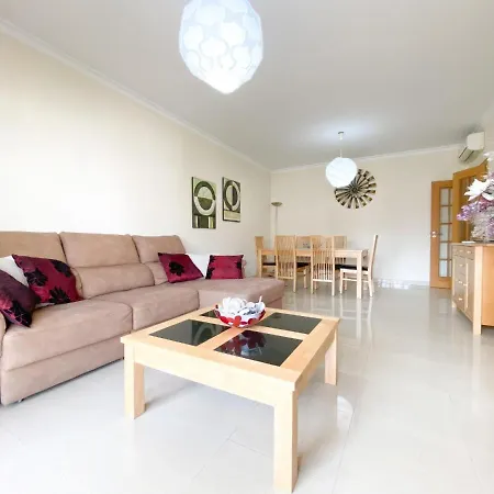 Casa Bruna - No Centro Da De Com Piscina, Ar Condicionado E Estacionamento Apartament *