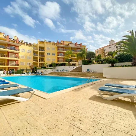 Casa Bruna - No Centro Da De Com Piscina, Ar Condicionado E Estacionamento * Lagos