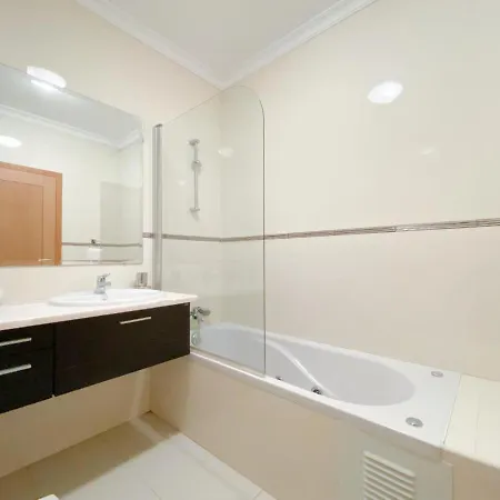 Apartman Casa Bruna - No Centro Da De Com Piscina, Ar Condicionado E Estacionamento