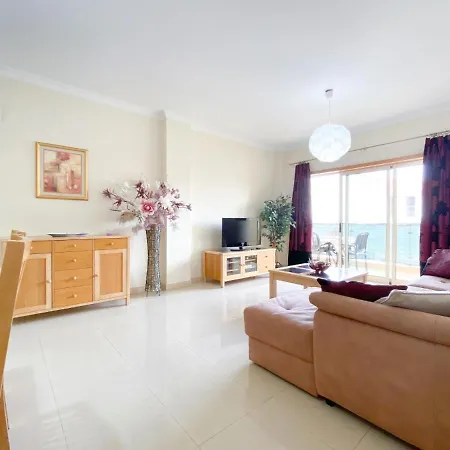 Apartman Casa Bruna - No Centro Da De Com Piscina, Ar Condicionado E Estacionamento *